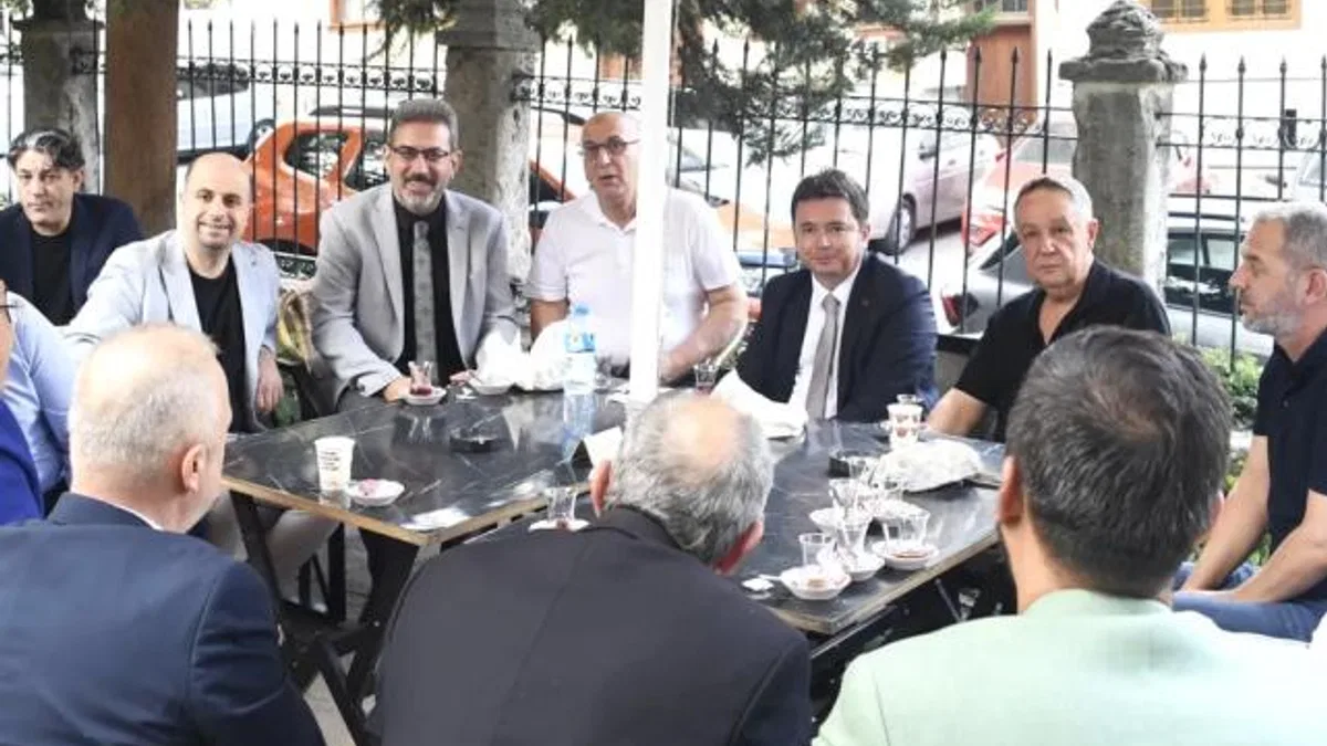 Bursa Osmangazi’de mahalle ziyaretleri sürüyor