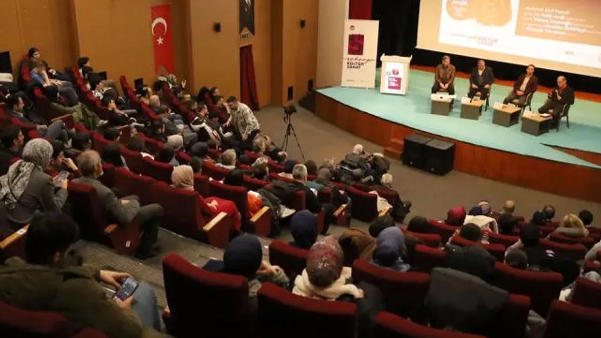 Sakarya’da Mehmet Akif’in vatana olan aşkını anlattılar