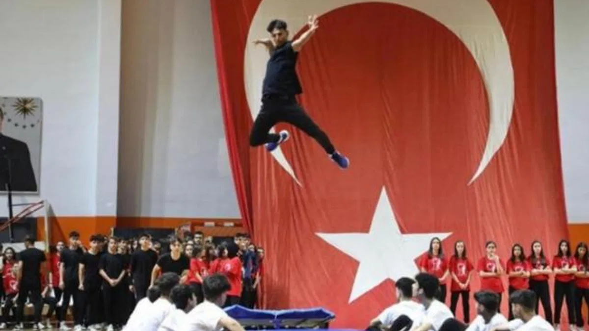 Bursa İnegöl’de 19 Mayıs coşkuyla kutlandı