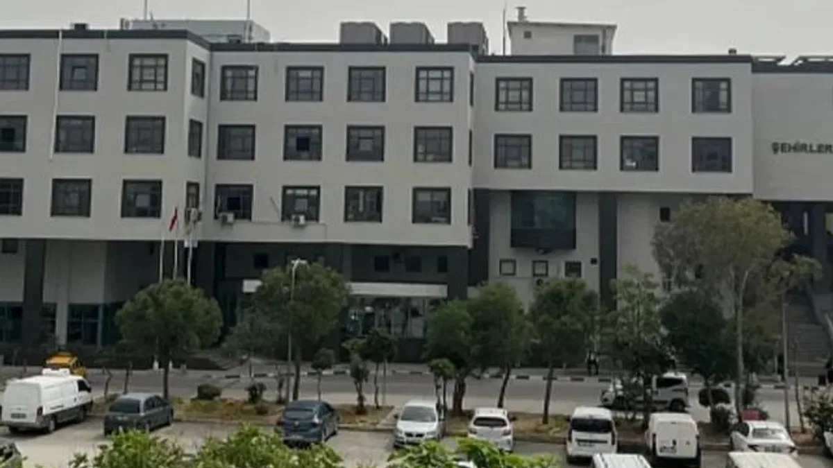 İzmir 5. İdare Mahkemesi’nden İZOTAŞ’a haciz durdurma kararı