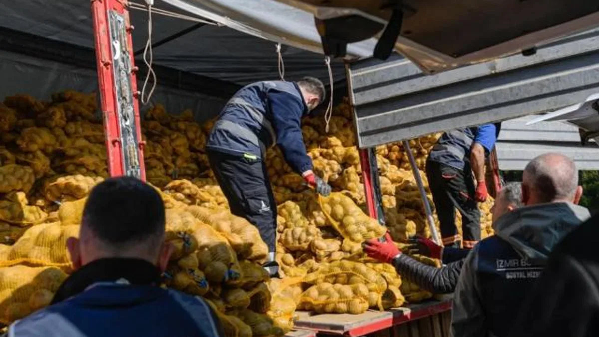 İzmir’de üreticiye nefes, vatandaşa destek