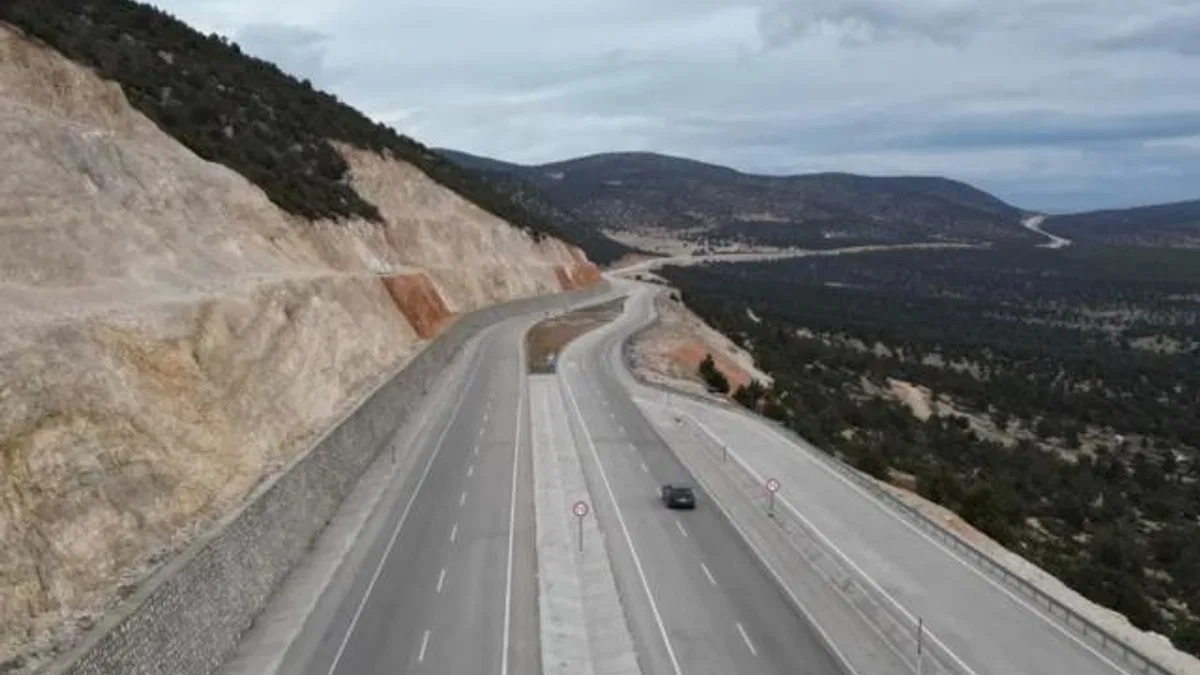 Korkuteli-Elmalı 25 dakikaya inecek