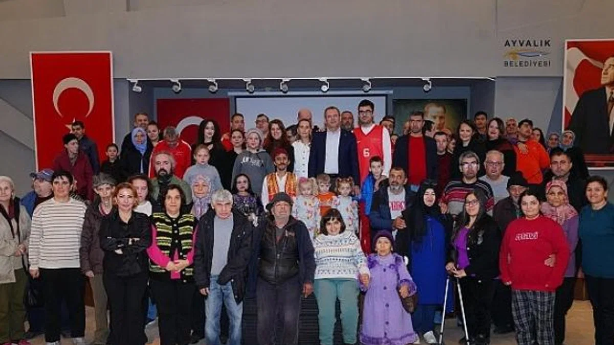 3 Aralık Dünya Engelliler Günü’nde engelliler ve aileleri buluştu, gönüllerince eğlendi