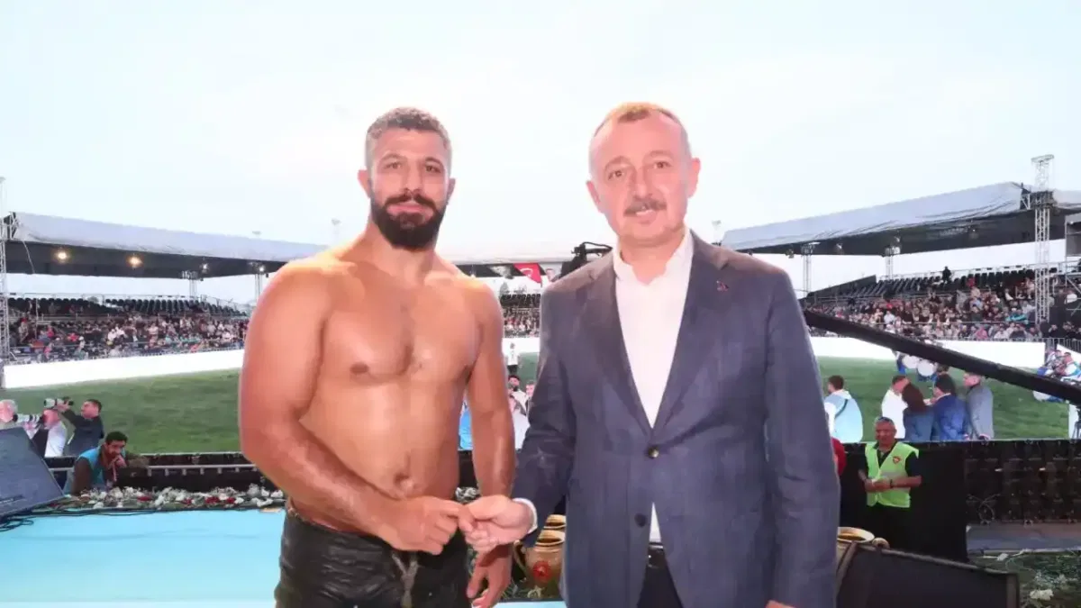 Yağlı Güreş Cumhurbaşkanlığı Kupası İstanbul’da düzenlendi