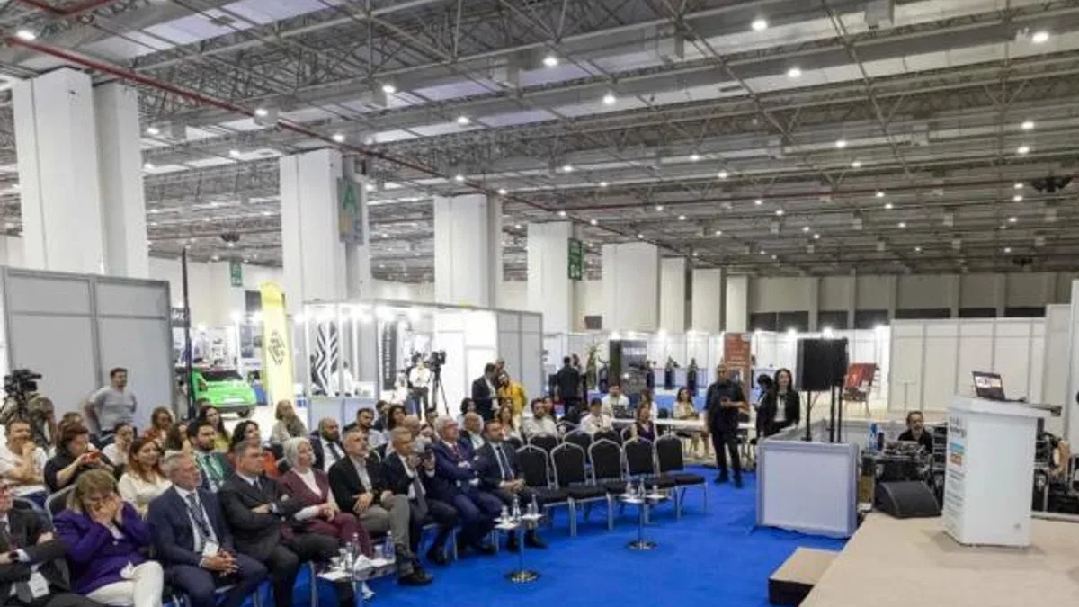 Dünyaca ünlü şehir plancısı Gil Penalosa: İzmirliler çok şanslı