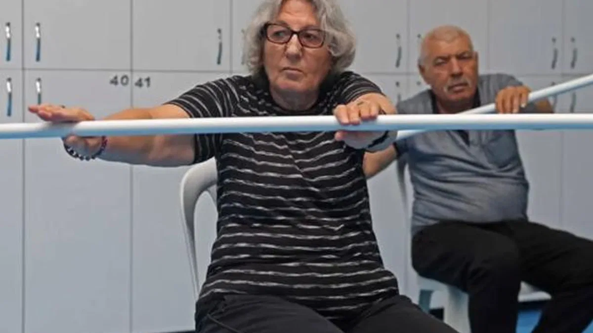 Parkinson hastaları sporla hayata bağlanıyor