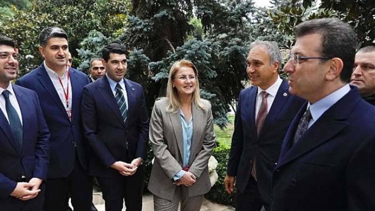 Başkan Ovalıoğlu, ‘Yerel Yöneticiler Ve Eğitim Çalıştayı’na Katıldı
