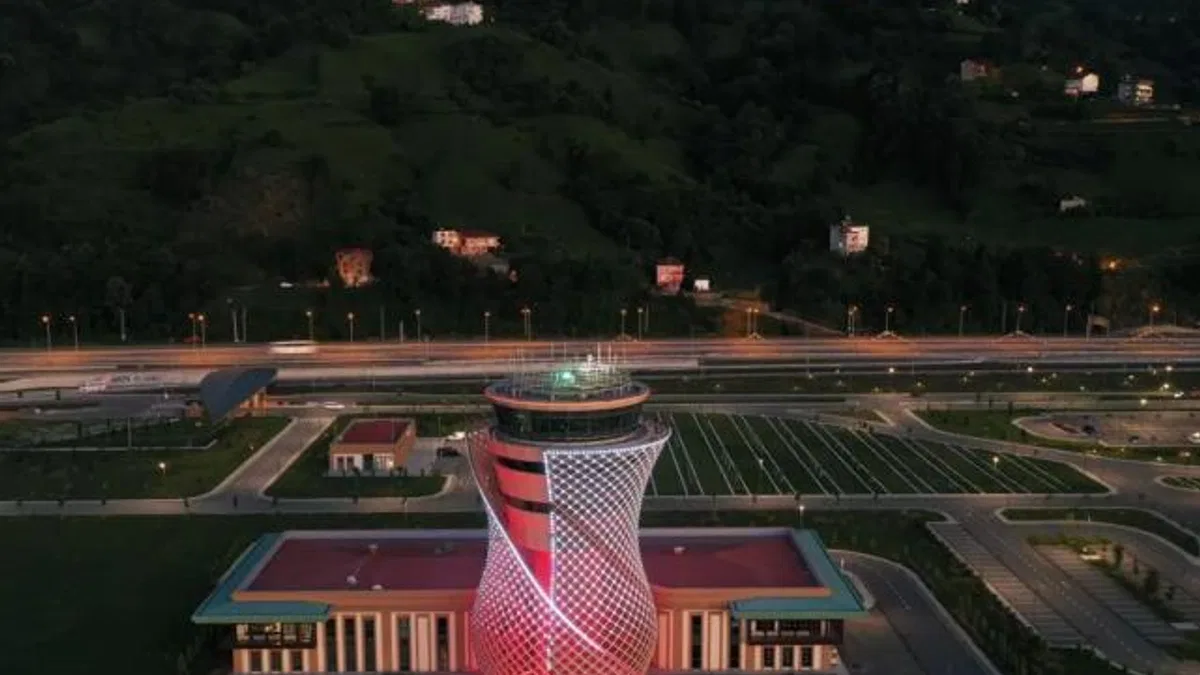 Rize-Artvin’de yolcu trafiği 2022’ye göre yüzde 43 arttı