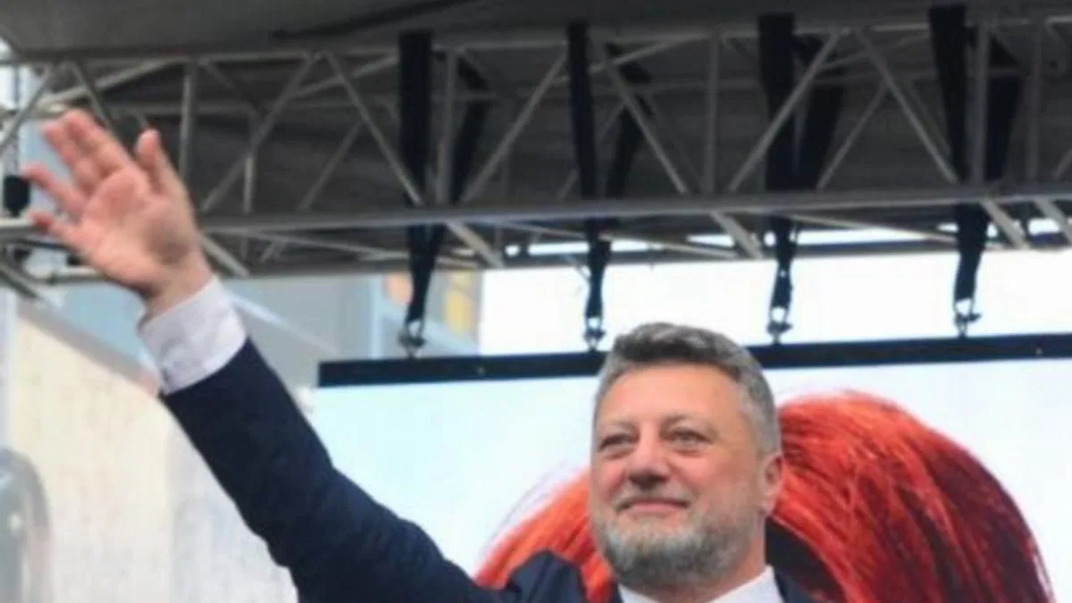 Başkan Engin: “Siz mevcut anayasaya uyun o halka yeter!”