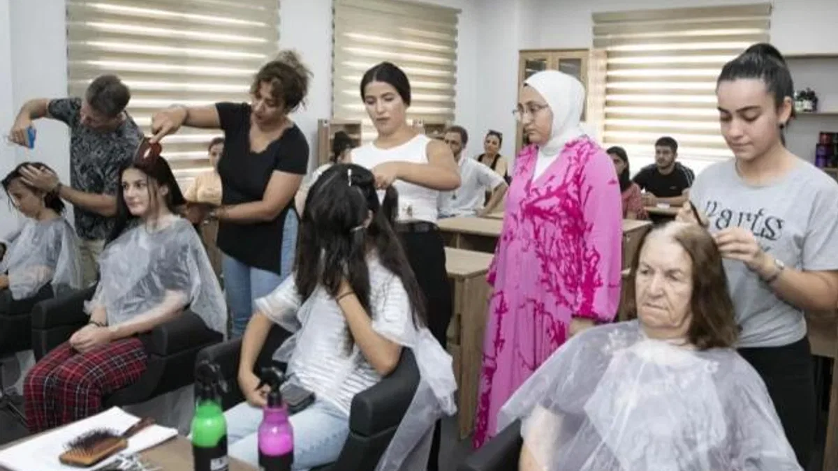 Büyükşehir’in kursları istihdama katkı sağlıyor