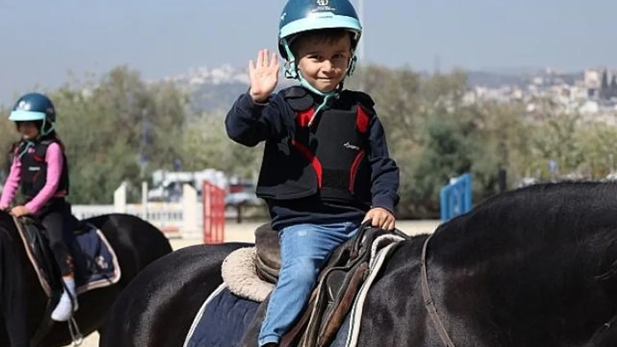 Kocaeli’de 20 bin çocuk binicilik sporuyla tanıştı