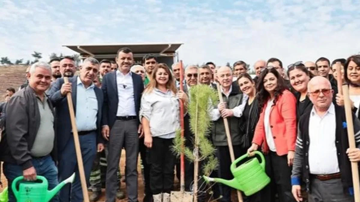 Denizli’de Muhtarlar Günü fidanlarla kutlandı