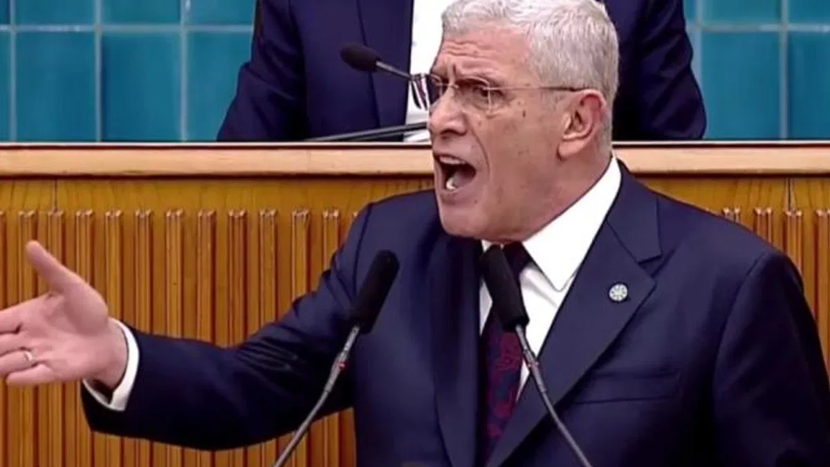 Dervişoğlu’ndan iktidara hodri meydan! ‘Ben sizi aynada yüzleştireyim’ diyerek bağıra bağıra eleştirdi