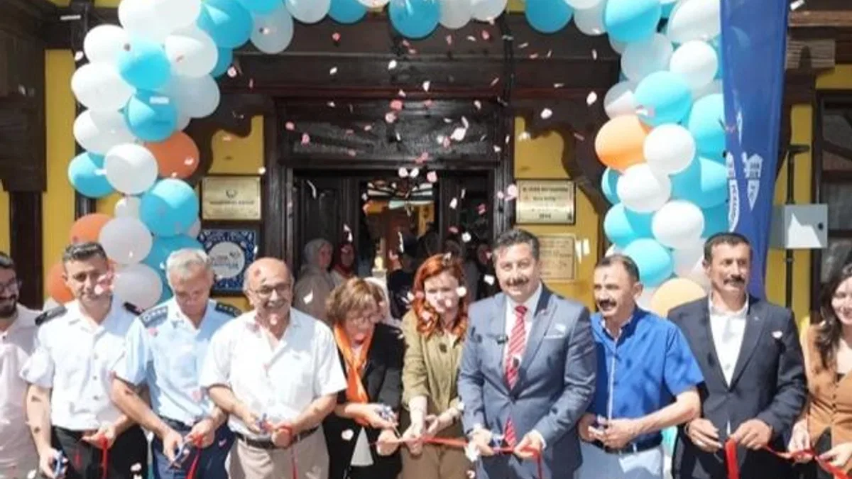 Bursa Yenişehir’de tarihi Sarı Köşk sosyal hayata kazandırıldı
