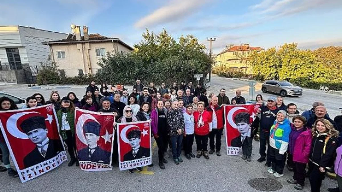 Mysia Yolları’nda Atatürk’ü anma yürüyüşü