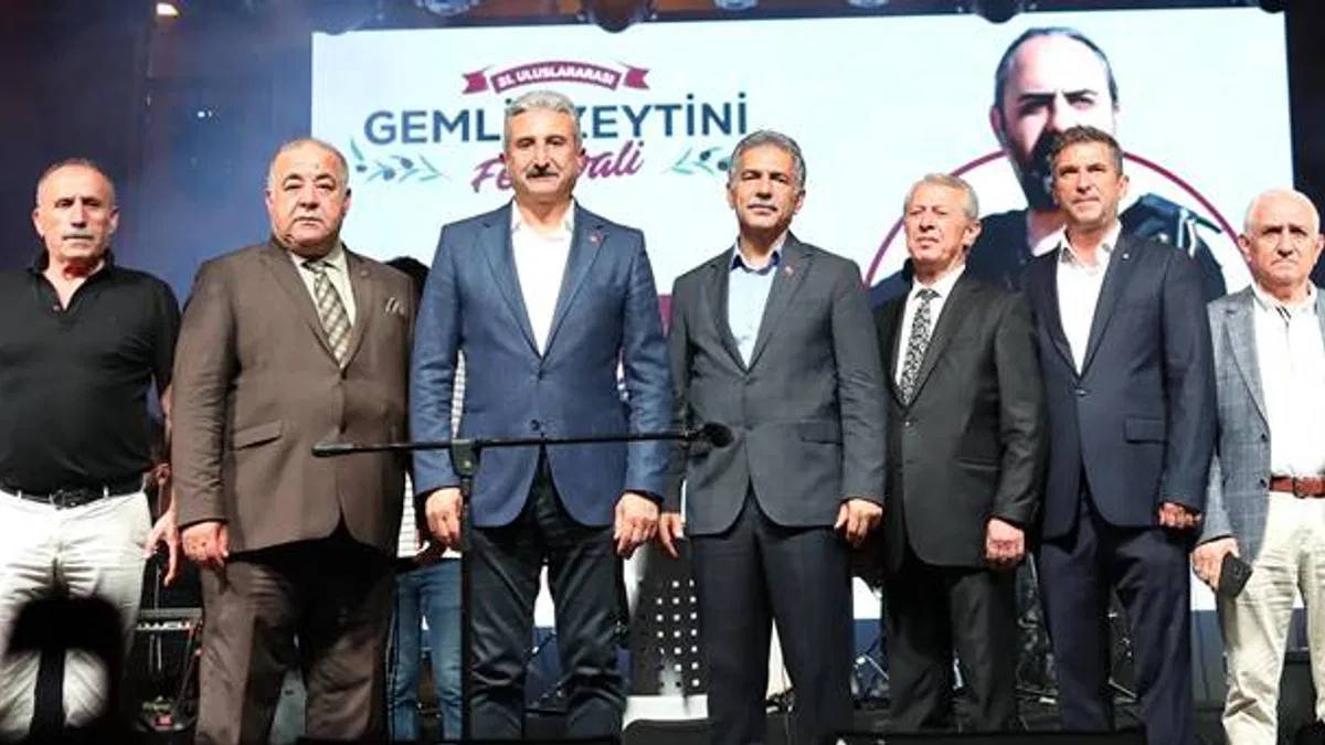 Coşkulu festival Gemlik’te başladı