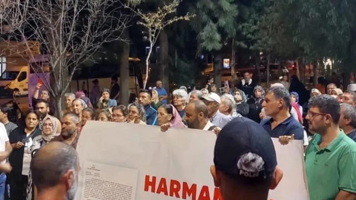 İzmir Harmandalı Çöplüğü’nde tehlike artıyor! Harmandalı Ümraniye’ye dönmesin!