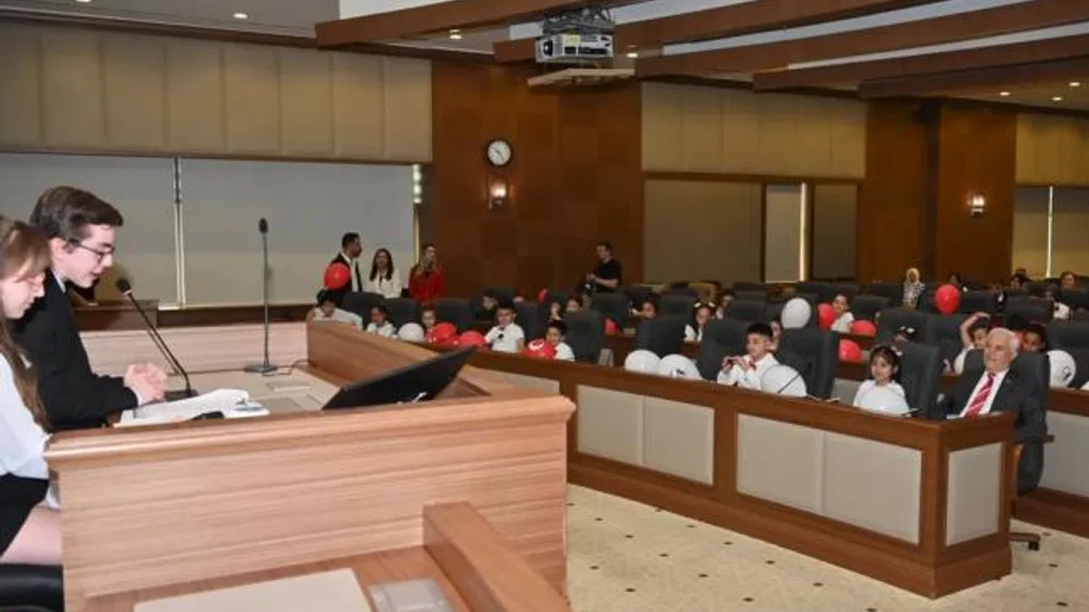 Büyükşehir Meclisi’nde söz çocukların