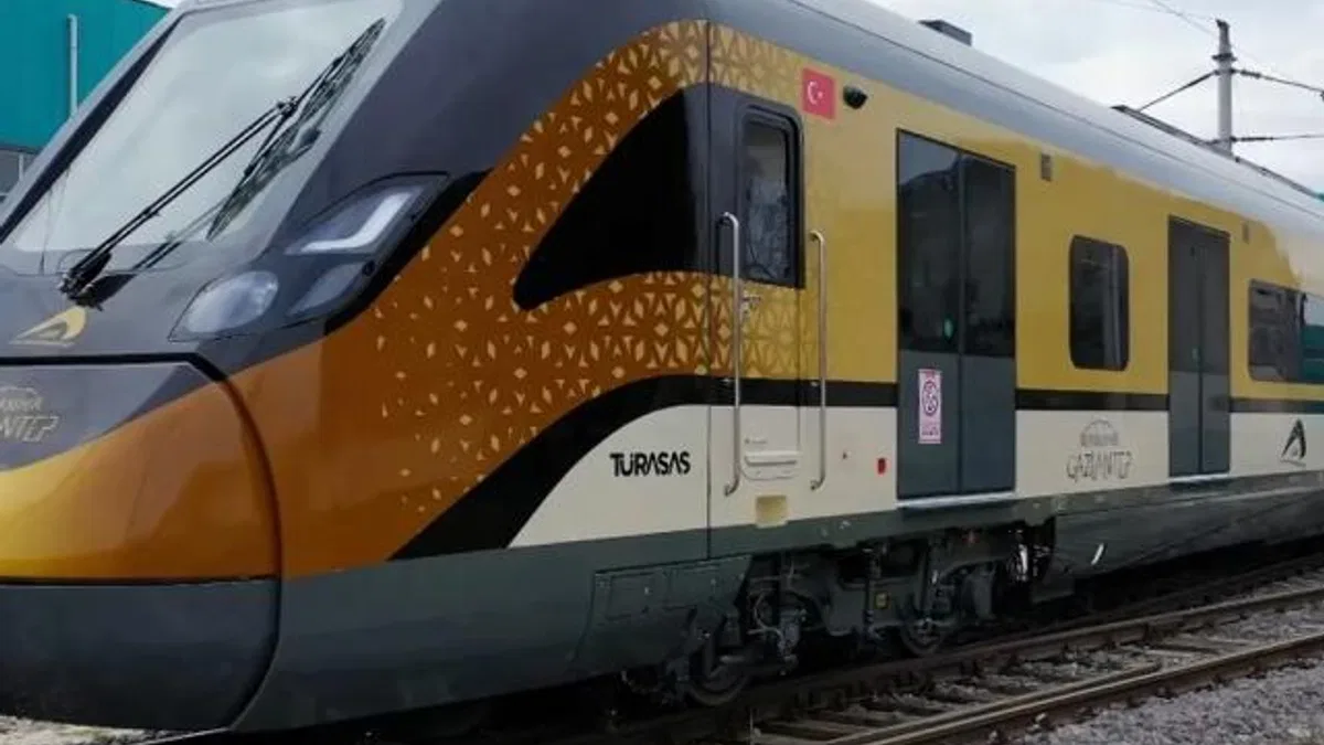 Milli Banliyö Treni’nde ilk set tamam… İlk set Sakarya’dan Gaziantep’e gidiyor
