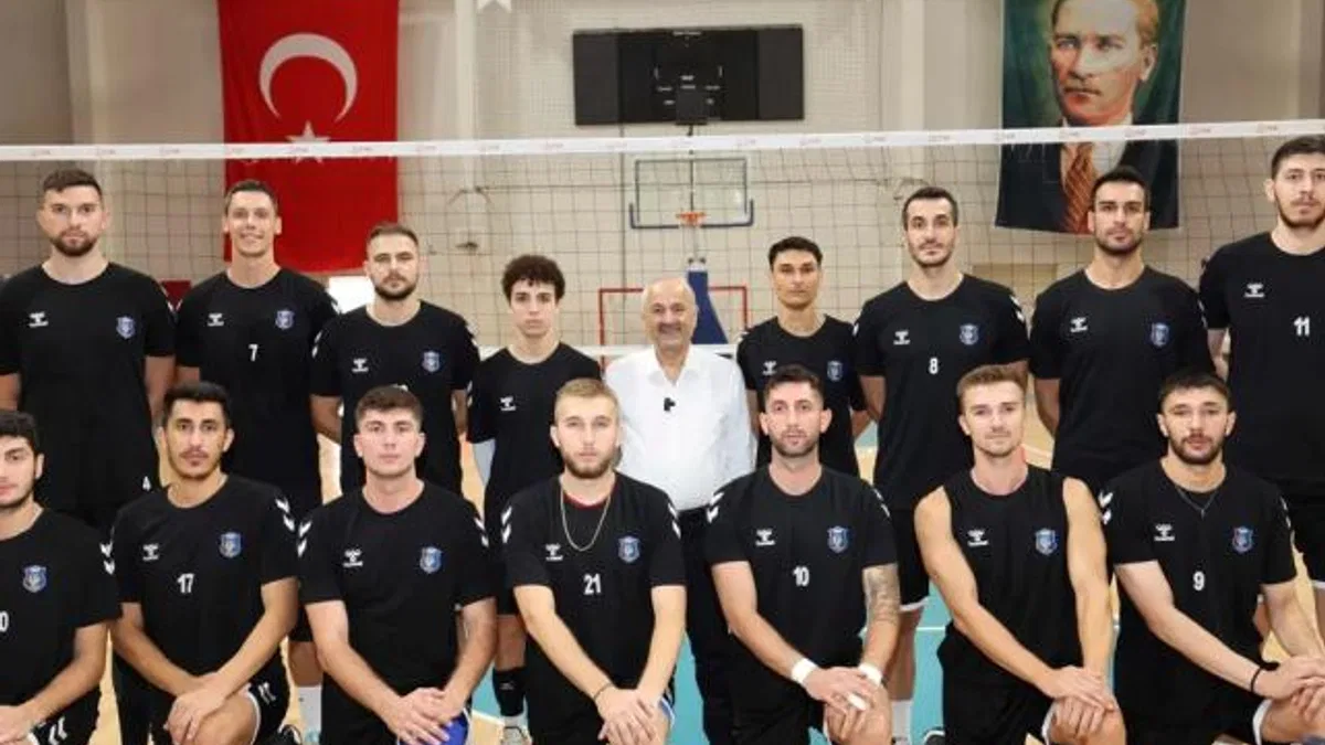 Başkan Büyükgöz’den voleybol takımına ziyaret