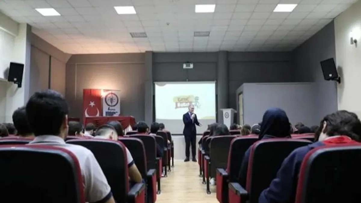 İnegöl’ün geleceği gençlerin fikirleriyle şekilleniyor