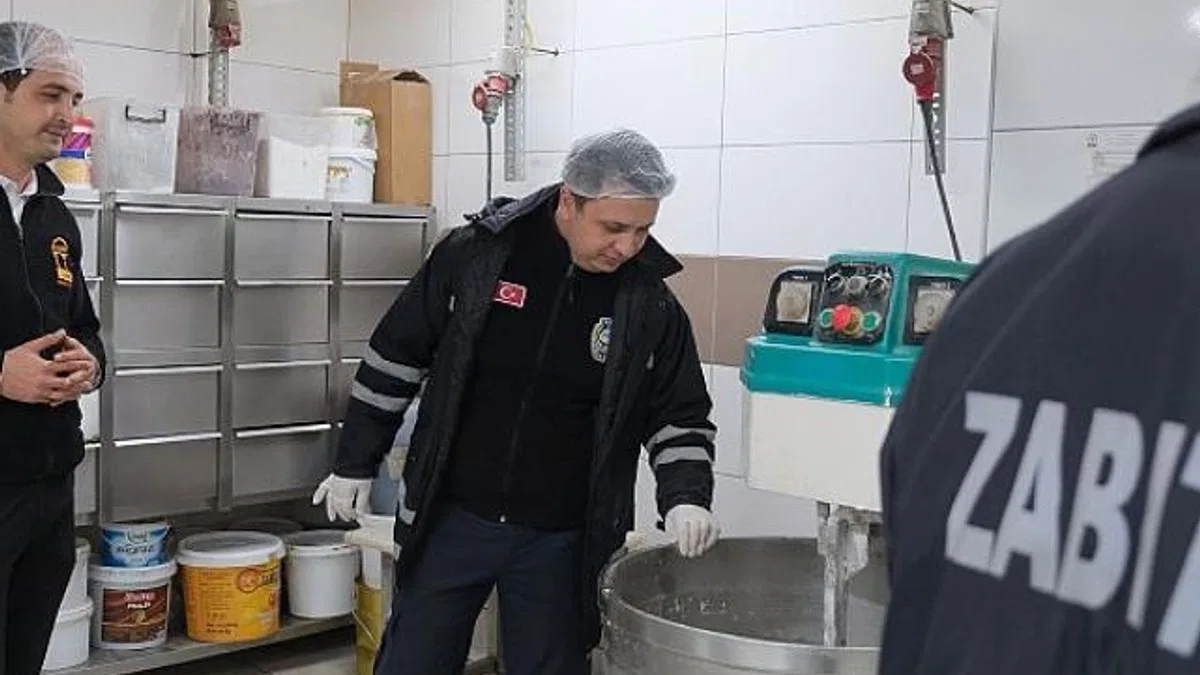 Zabıta ekipleri denetimleri sürdürüyor