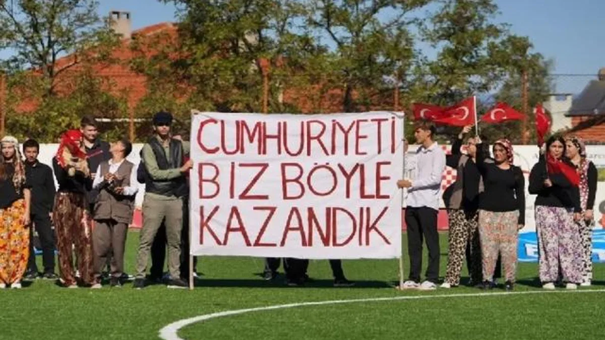 Cumhuriyet Bayramı Ayvalık’ta coşkuyla kutlandı