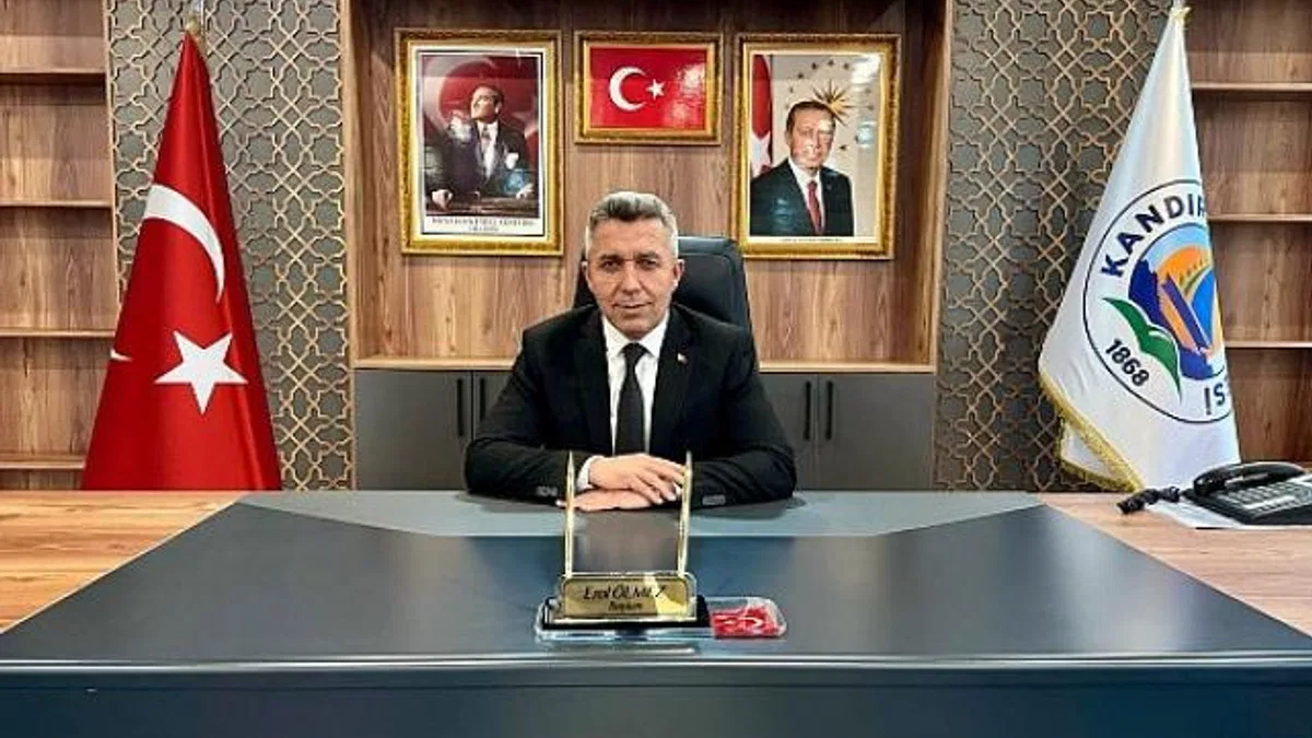 Kandıra Belediye Başkanı Erol Ölmez’den 10 Kasım Mesajı