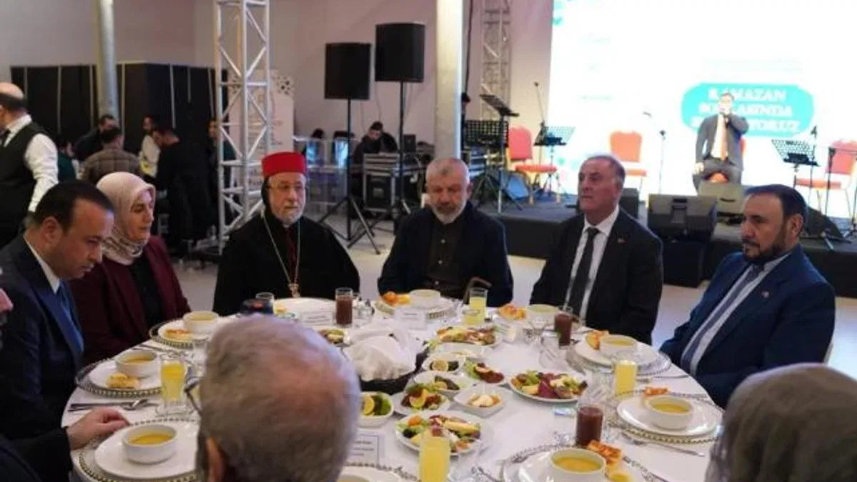 İstanbul’da Medeniyet Sofrası kuruldu