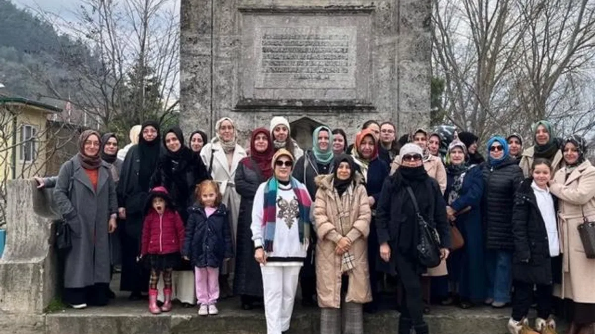 Edebiyat mirasını yaşatanlar Sakarya’nın tarihini ve güzelliklerini keşfetti