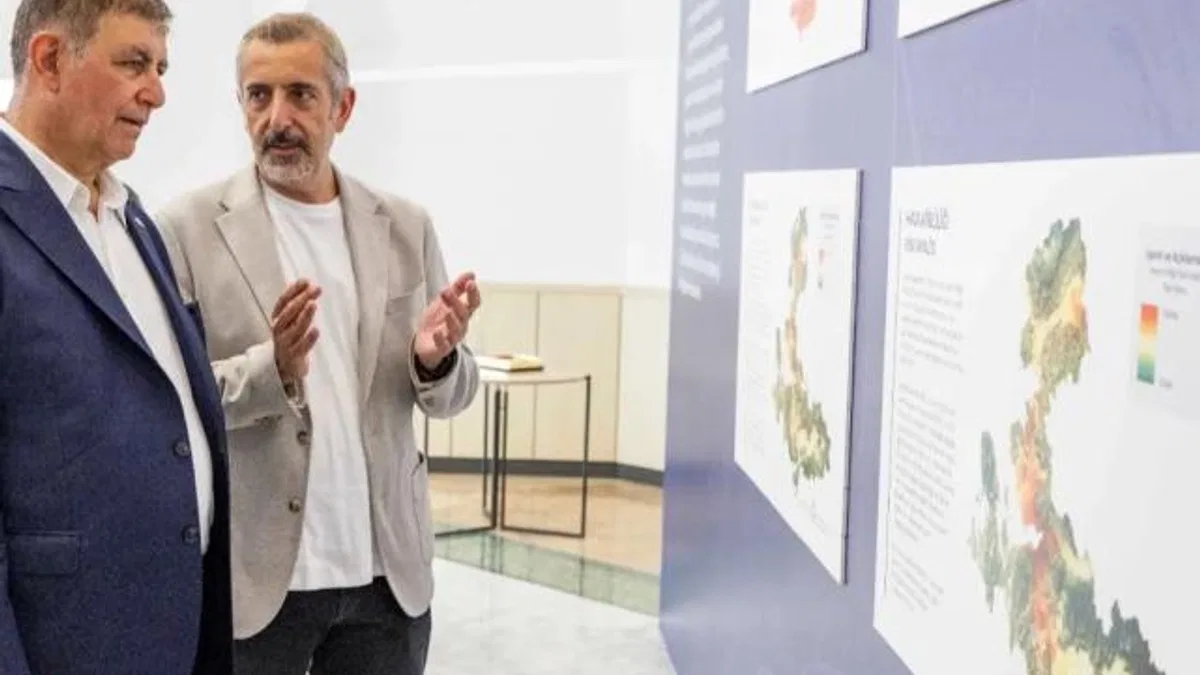 “İz’in Peşinde” İzmir’in geleceğini anlatıyor