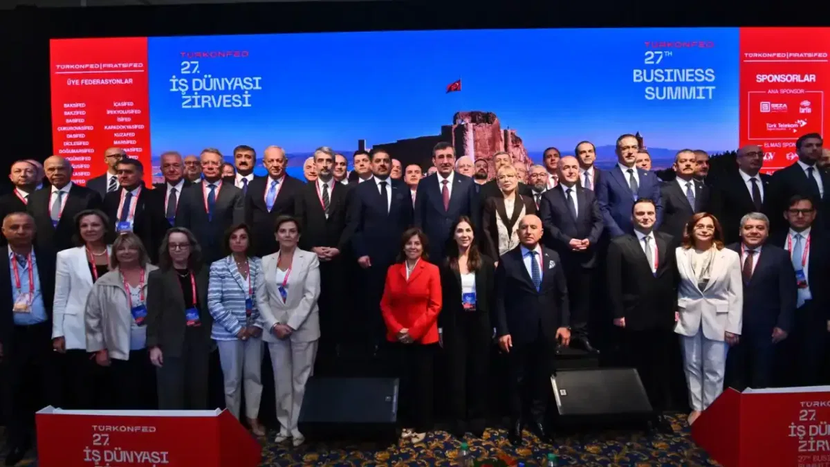 Elazığ zirvesinde ekonomik kalkınma mesajı verildi