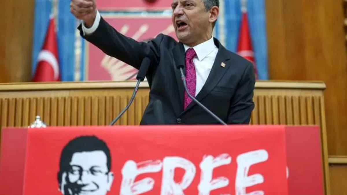 Özgür Özel: Hesabı darbecilerden soracağız!