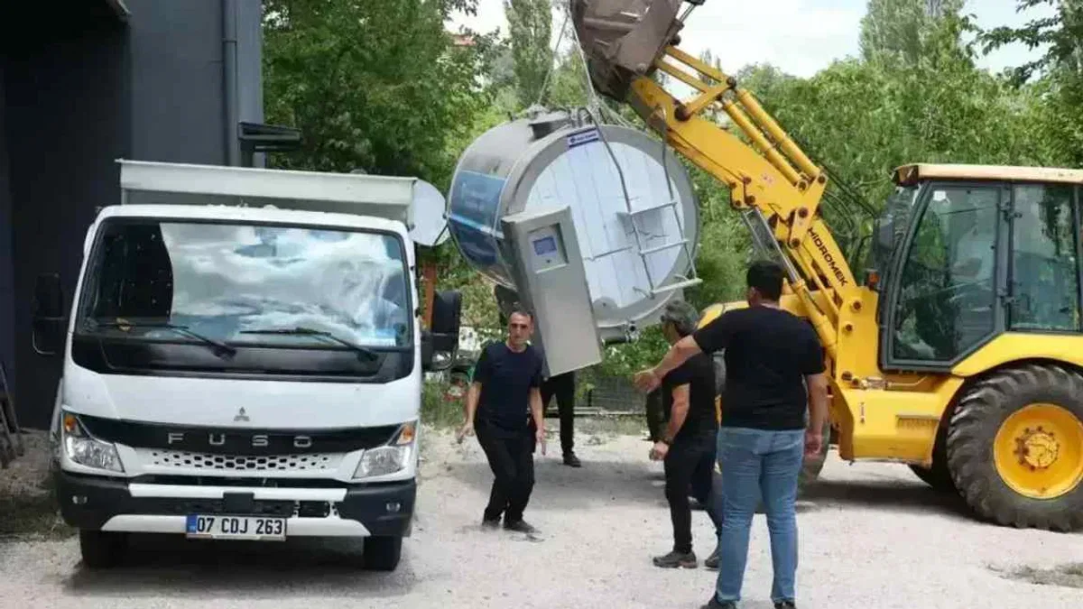 Antalya’da Kaş Sütleğen’e 4 tonluk süt soğutma tankı