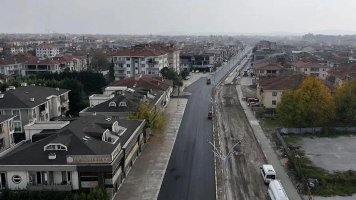 Sakarya’dan Ahmet Yesevi Caddesi’ne yenilik çalışması