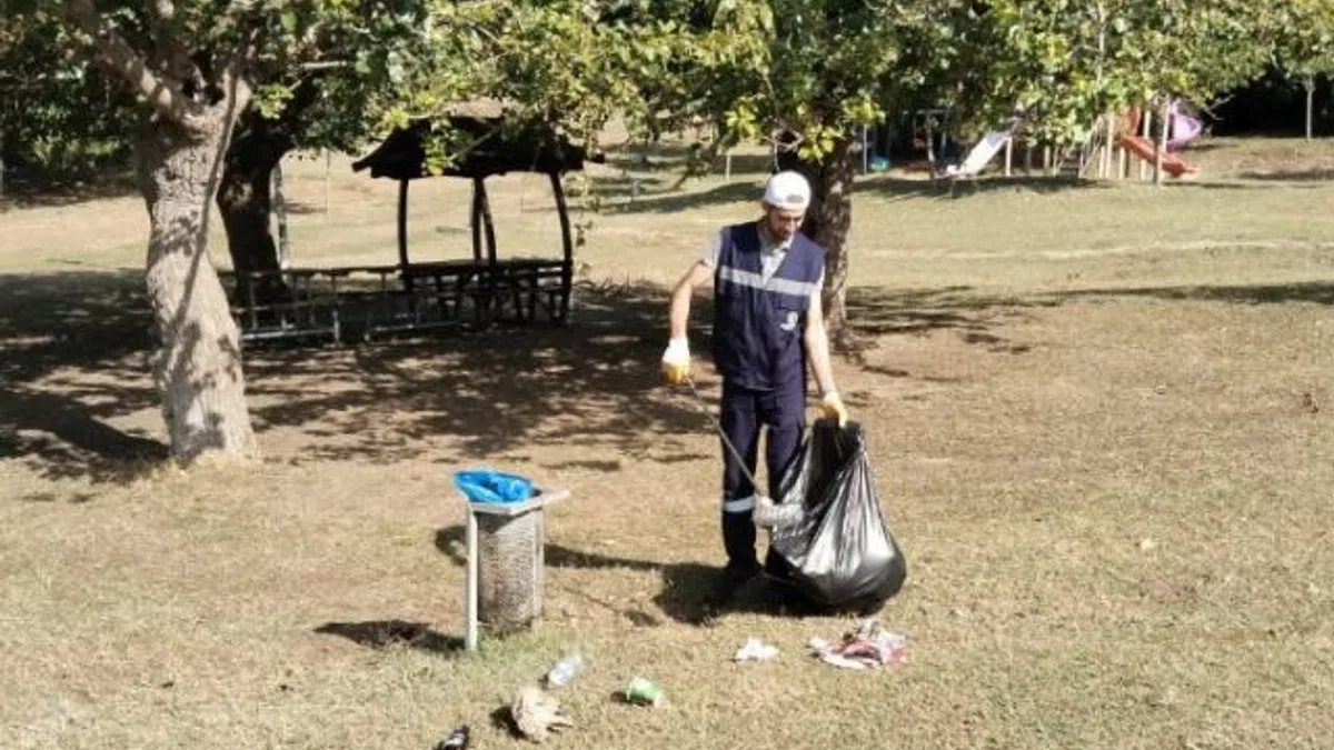 Yeşil alanlarda düzenli temizlik