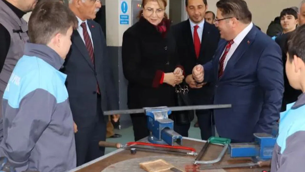 Azerbaycan Eğitim Müsteşarından Sakarya’ya ziyaret