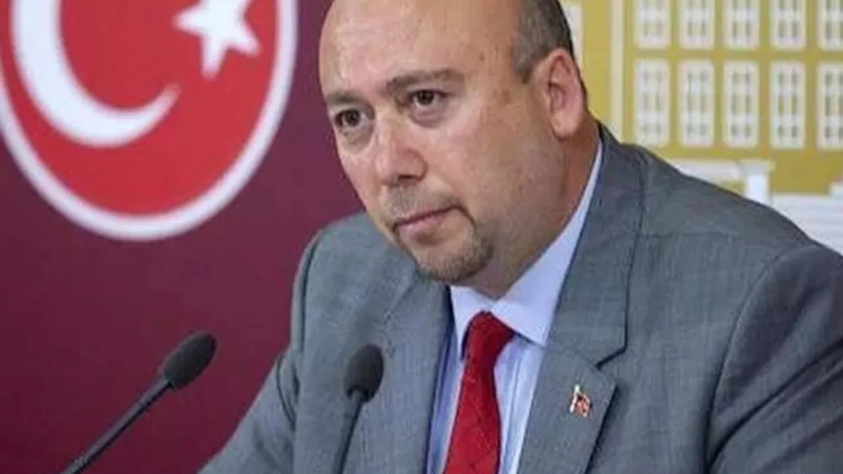 CHP Özkan Yalım’ı ihraç etti!