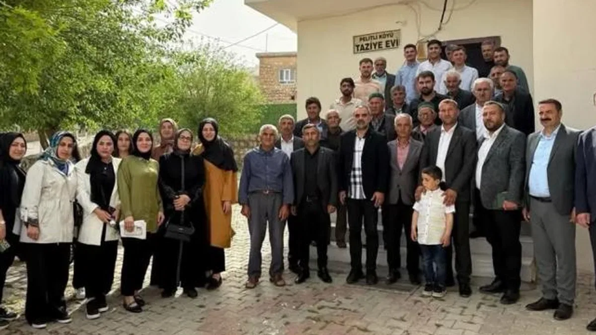 AK Parti Mardin 701 mahallede vatandaşların taleplerini dinleyecek