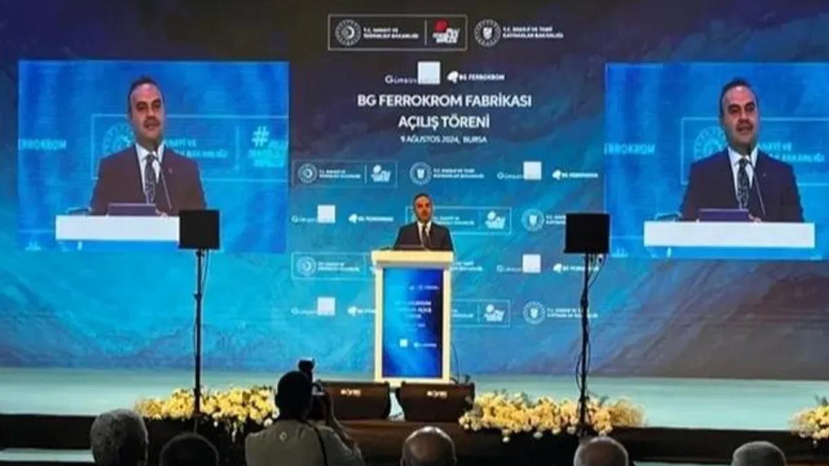 Bakan Kacır Bursa’da fabrika açılışına katıldı
