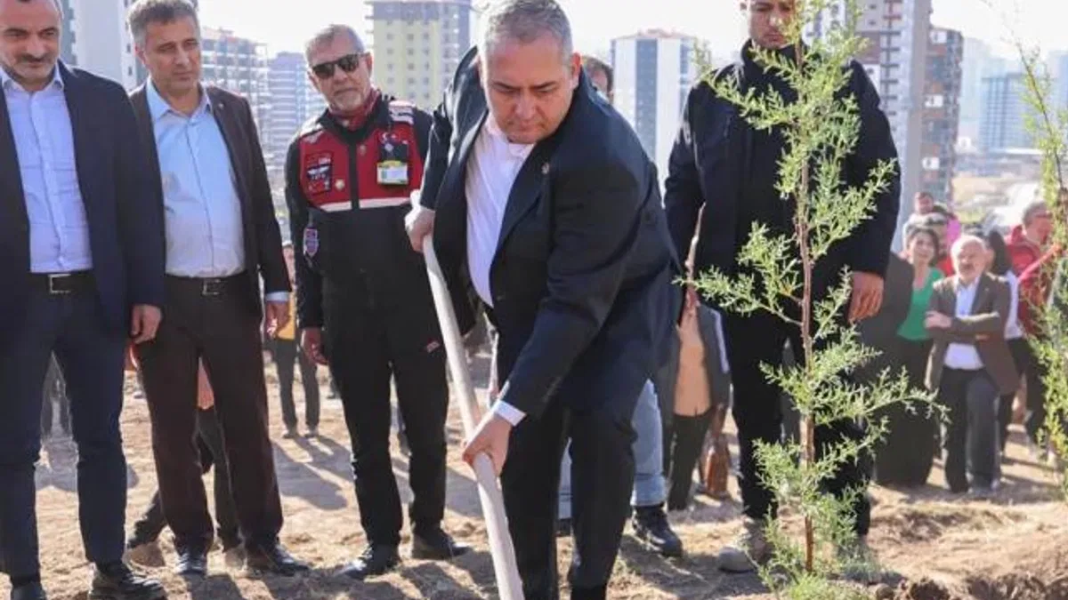 Ankara Keçiören’de fidanlar toprakla buluştu
