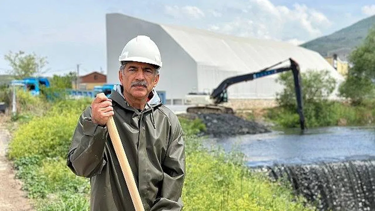 Şükrü Deviren dereye tekrar girdi, “Deremiz daha temiz akacak”