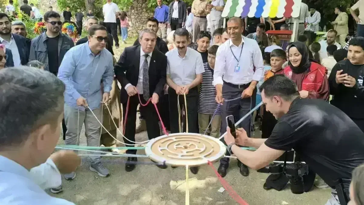 Batman Sason’da bahar şenliklerine büyük ilgi
