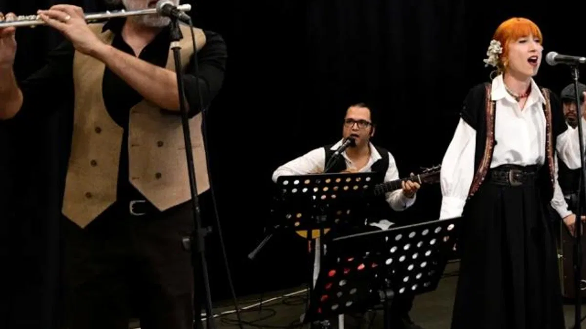 İzmir Bornova’da etnik müzik atılımı