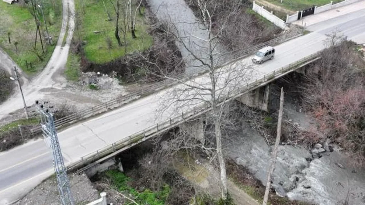 Sakarya’da Kanlıçay Deresi üzerine 44 metrelik köprü geliyor!