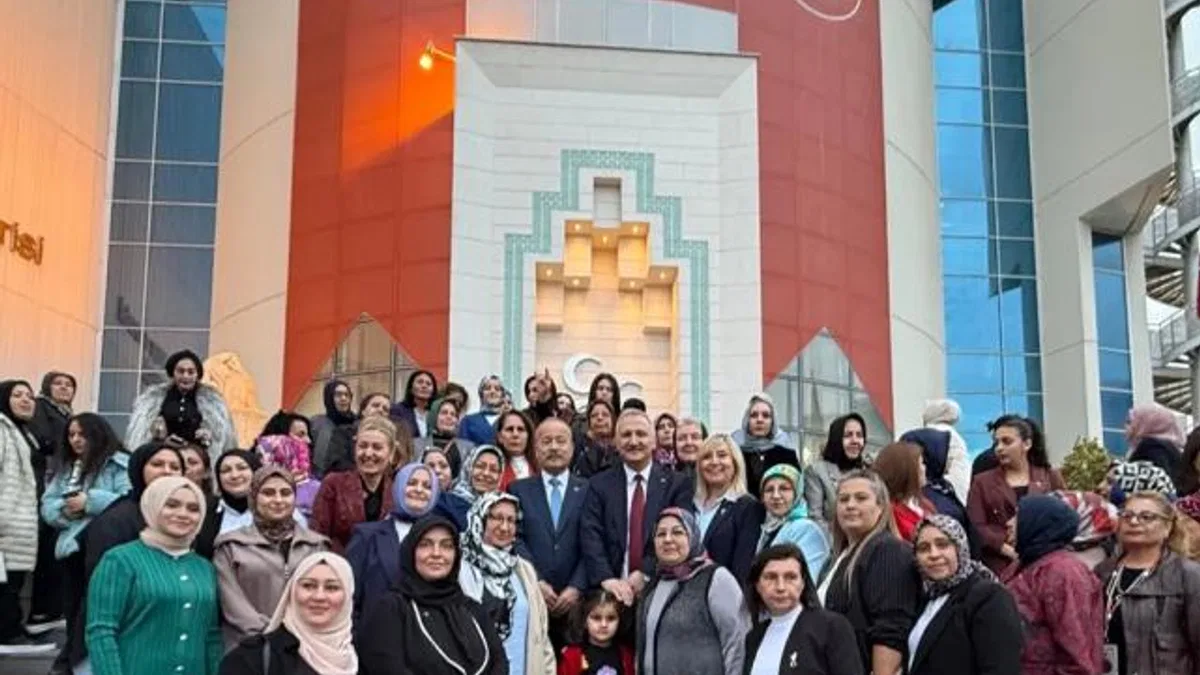 MHP’de ‘Engelsiz Yarınlara’ yoğun ilgi
