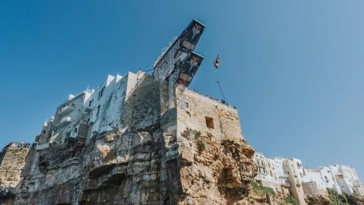 Red Bull Cliff Diving Dünya Serisi’nde İtalya Etabının kazananları belli oldu