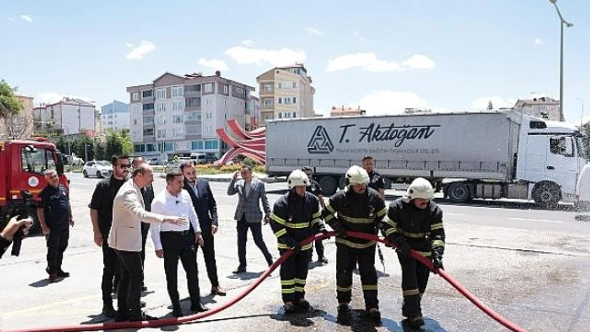 Nevşehir Belediyesi, Türkiye’nin İlk Elektrikli Araç Yangınına Özel Söndürme Sistemi Geliştirdi