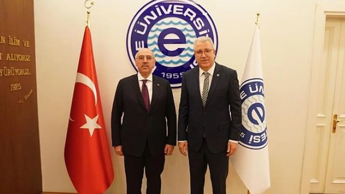 Meslek yüksekokulu öğrencilerinin sanayide eğitimine yönelik proje değerlendirildi