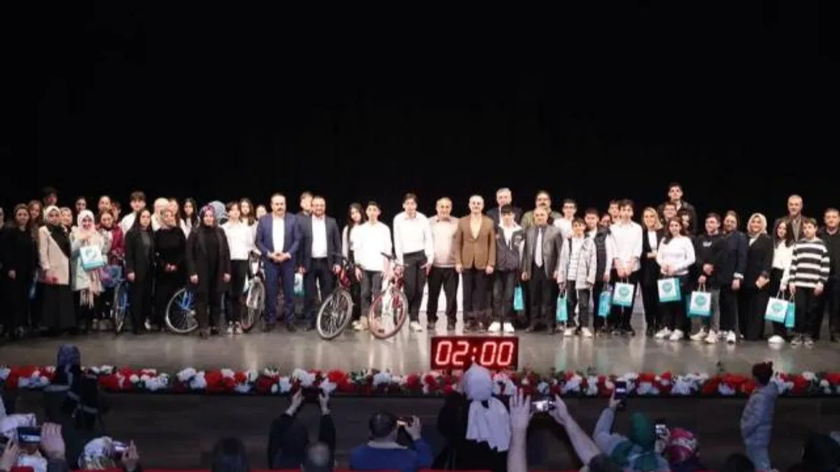Kocaeli’de öğrenciler bilgilerini yarıştırdı
